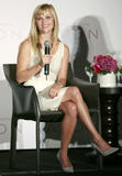 th_06723_Reese_Witherspoon_Avon_134_122_1200lo.jpg
