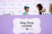 th_95245_celebrity_paradise.com_Katy_Perry_Launches_False_Lash_Range_22.02.2012_18_122_34lo.jpg
