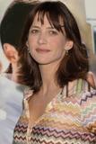 th_93734_Sophie_Marceau_Anthony_Zimmer_photocall_in_Madrid_22_446lo.jpg