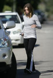 th_60478_Celebutopia-Jessica_Biel_heads_to_the_gym_in_Los_Angeles-08_122_915lo.jpg