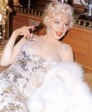 th_32562_marilynmonroe0505_122_928lo.jpg