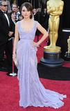 http://img37.imagevenue.com/loc209/th_33451_MILAKUNIS_83rdAnnualAcademyAwards_270211_304_122_209lo.jpg