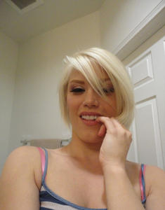 Porn pics of Hot blonde -24fme6mi5v.jpg