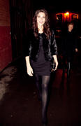http://img37.imagevenue.com/loc479/th_412691911_Ashley_Greene_attended_the_DKNY_fashion_show_in_Moscow4_122_479lo.jpg