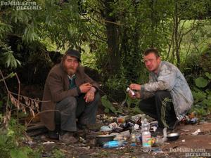 Homeless-people-have-sex--l4049nt06l.jpg