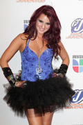 http://img37.imagevenue.com/loc513/th_52852_Dulce_Maria_Univision_Premios_Juventud_Awards12_122_513lo.jpg