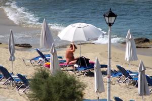 Greek Beach Voyeur Naxos Candid Spy 5 -04ivjmxxv1.jpg